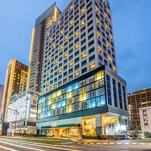 ホテル Fives Centre