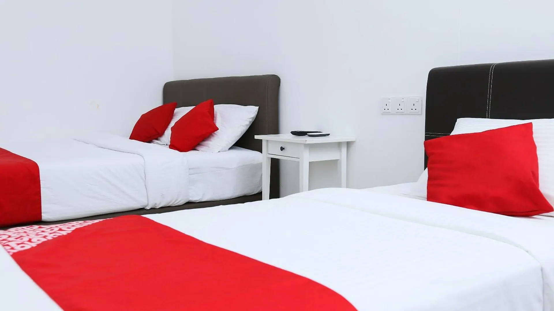 Oyo 89772 Roselyn Inn Johor Bahru Malaysia