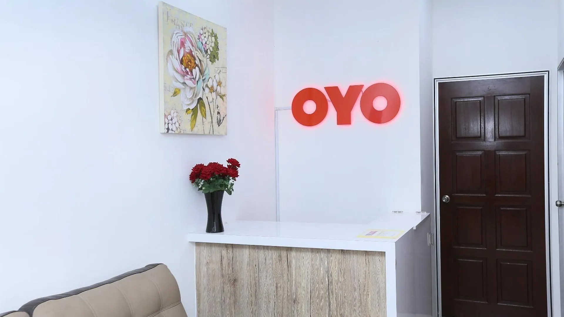 Oyo 89772 Roselyn Inn Johor Bahru 2*,